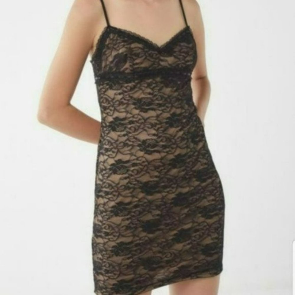 Urban Outfitters Sweetheart Black Lace Mini Dress - Picture 1 of 2